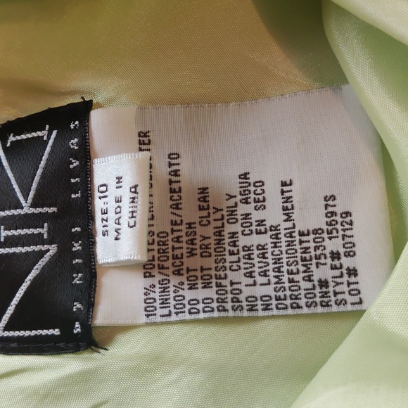 Long gown dress - Picture 3 of 6